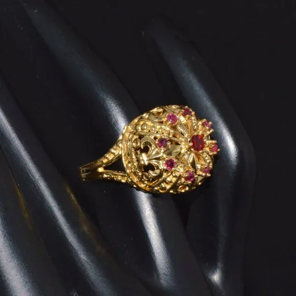 Vintage Franklin Mint Natural Ruby 18K 750 Solid Gold Etruscan Crown Dome Ring